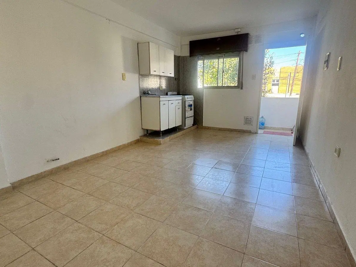 DEPARTAMENTO EN VENTA 2 AMBIENTES. VILLA LUZURIAGA 8
