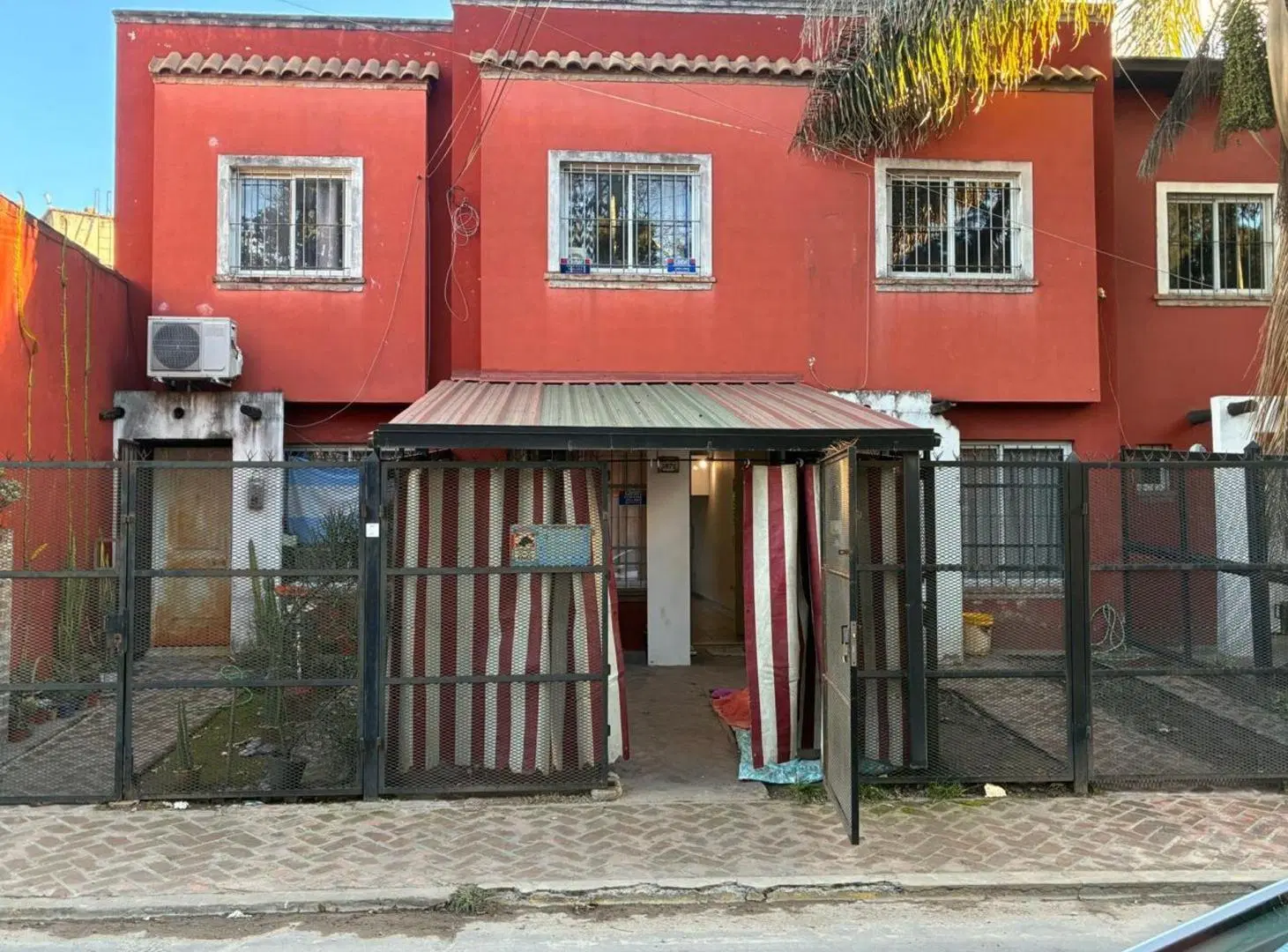 ALQUILER DUPLEX 3 AMBIENTES MORENO 3