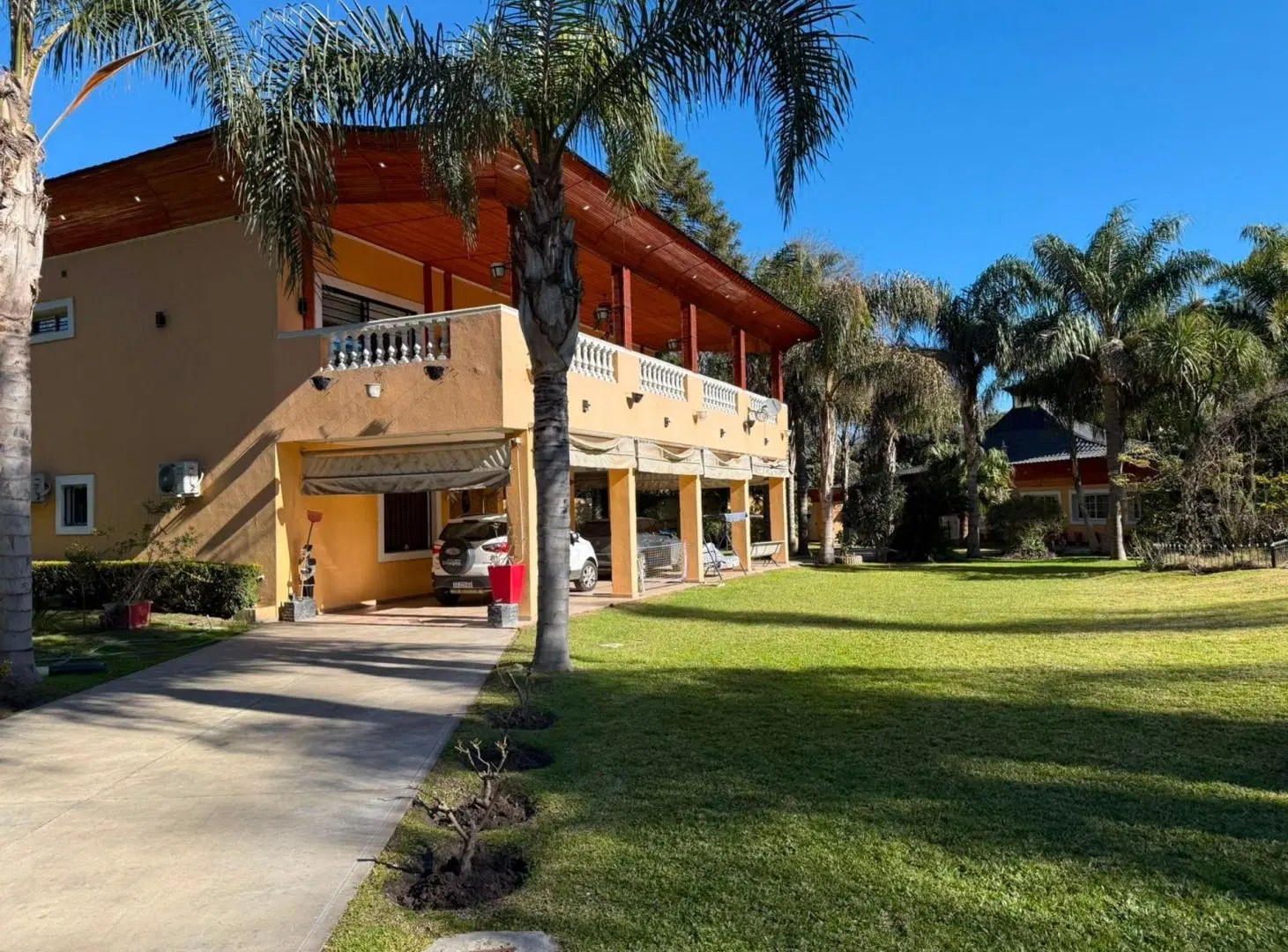 VENTA CASA QUINTA 9 AMBIENTES PARQUE LELOIR 2
