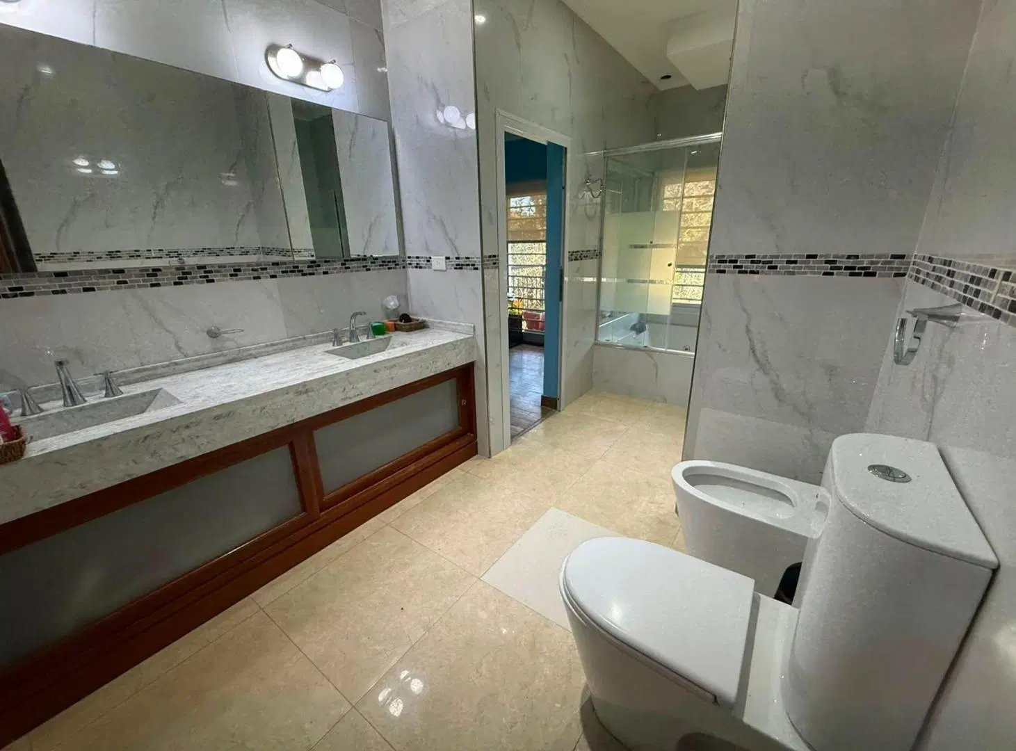 VENTA CASA QUINTA 9 AMBIENTES PARQUE LELOIR 8