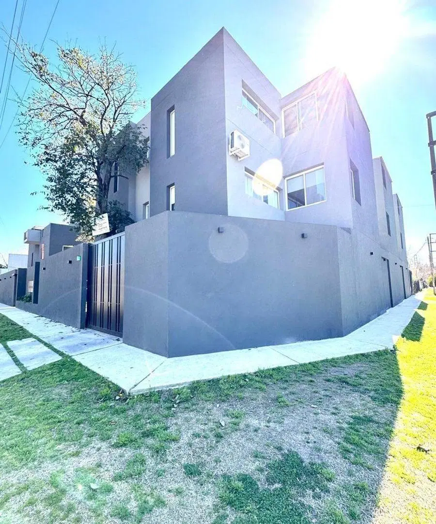 VENTA DEPARTAMENTO  3 AMBIENTES ITUZAINGO C/BALCON 2