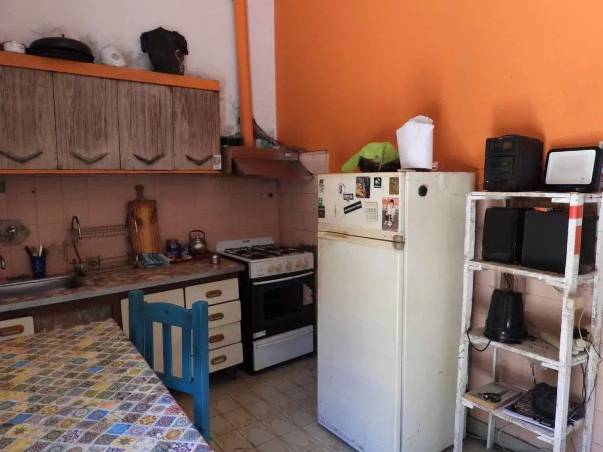VENTA CASA 3 AMBIENTES MORON 2