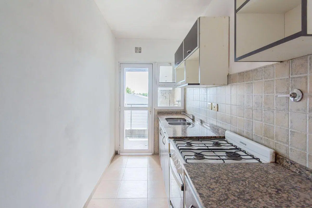 DEPARTAMENTO VENTA MORON 2 AMBIENTES APTO CREDITO 3