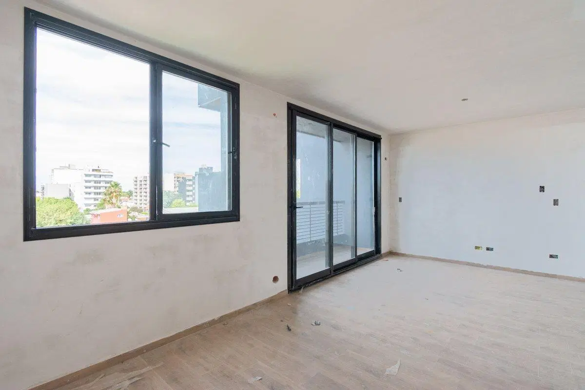 VENTA DEPARTAMENTO TRES AMBIENTES MORON ESTRENAR 4