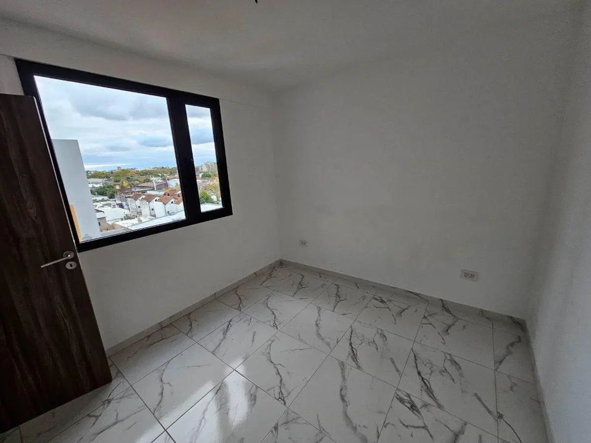 VENTA DEPARTAMENTO DOS AMBIENTES MORON COCHERA CUB 4