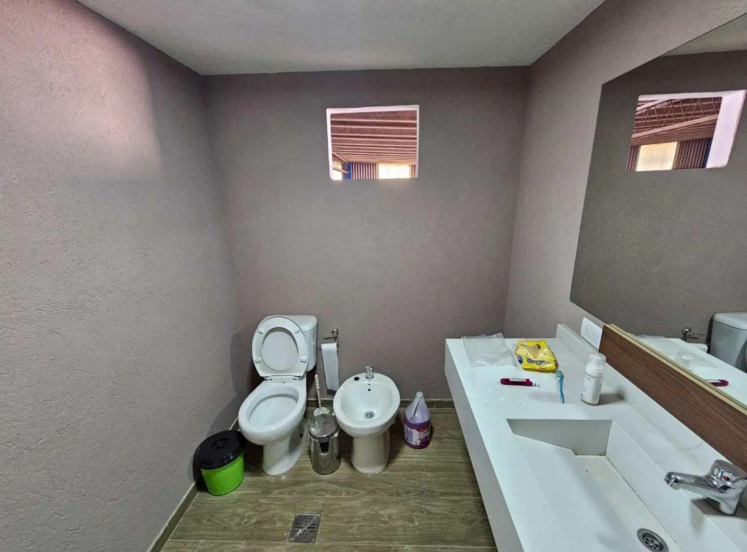ALQUILER GALPON DEPOSITO 630m2 TOT  MORON CENTRO 8