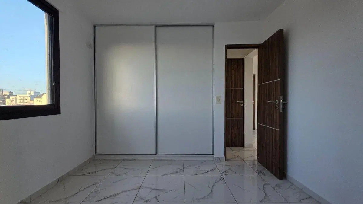 VENTA DEPARTAMENTO 2 AMBIENTES MORON 5
