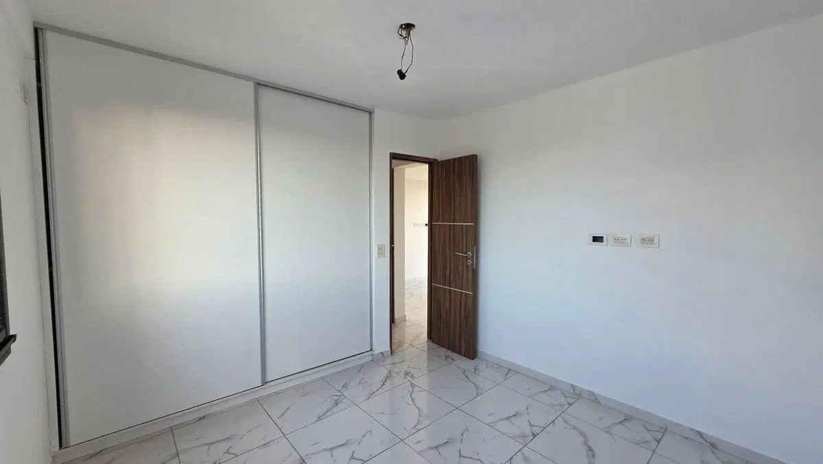 VENTA DEPARTAMENTO 2 AMBIENTES MORON 8