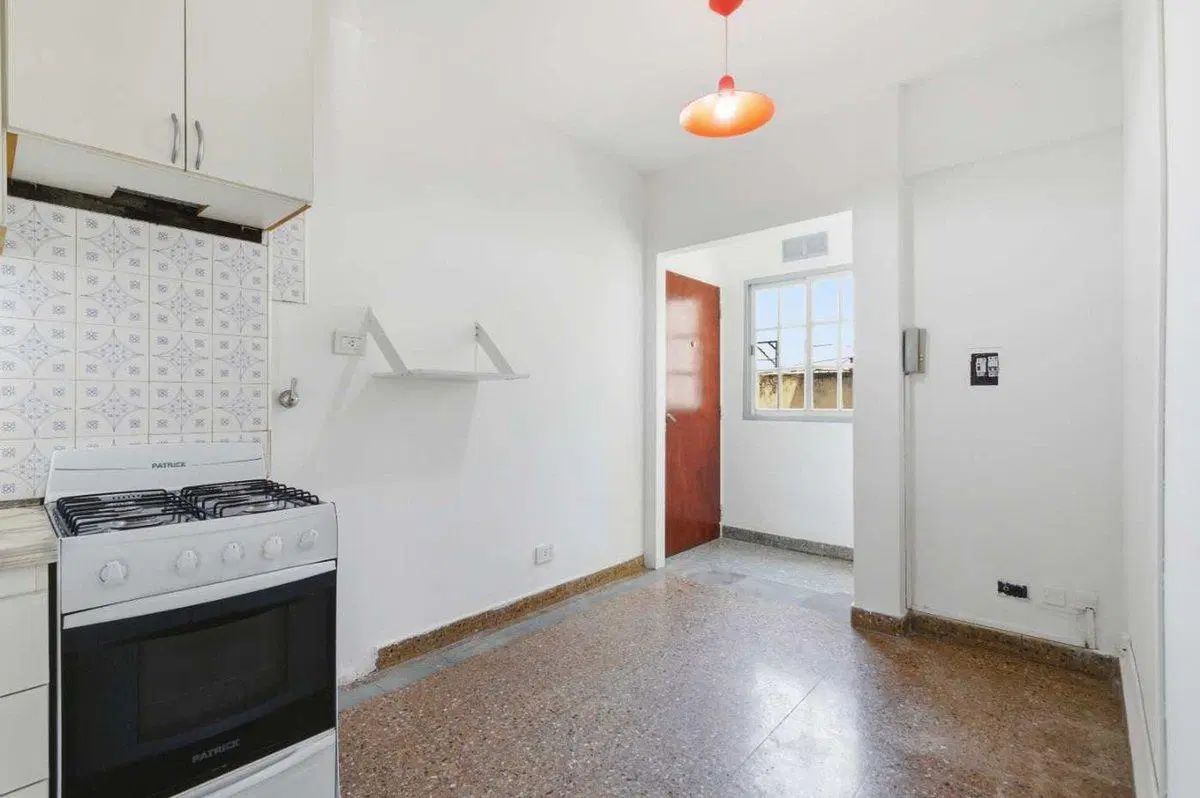 DEPARTAMENTO ALQUILER CASTELAR NORTE 3 AMBIENTES 5