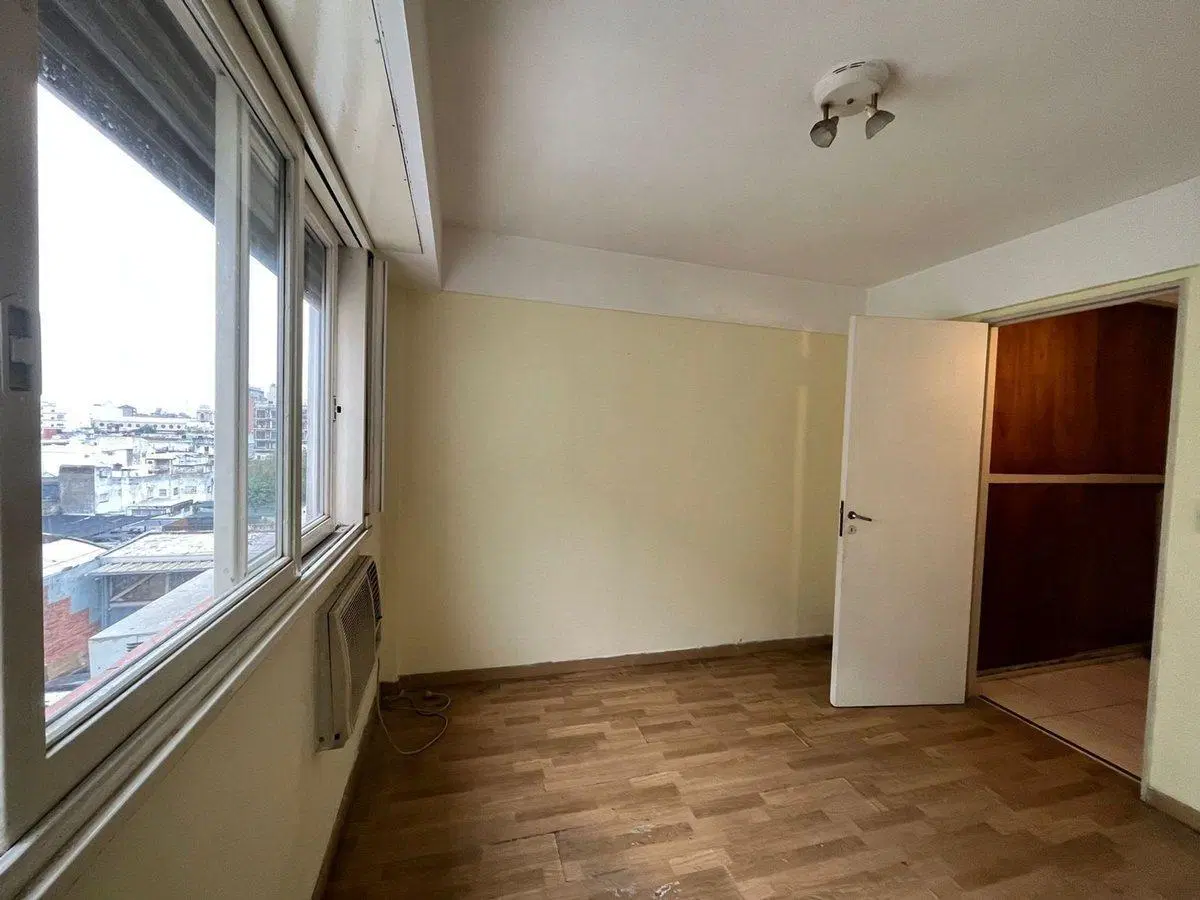 Venta Departamento 2 Ambientes Moron Centro 5