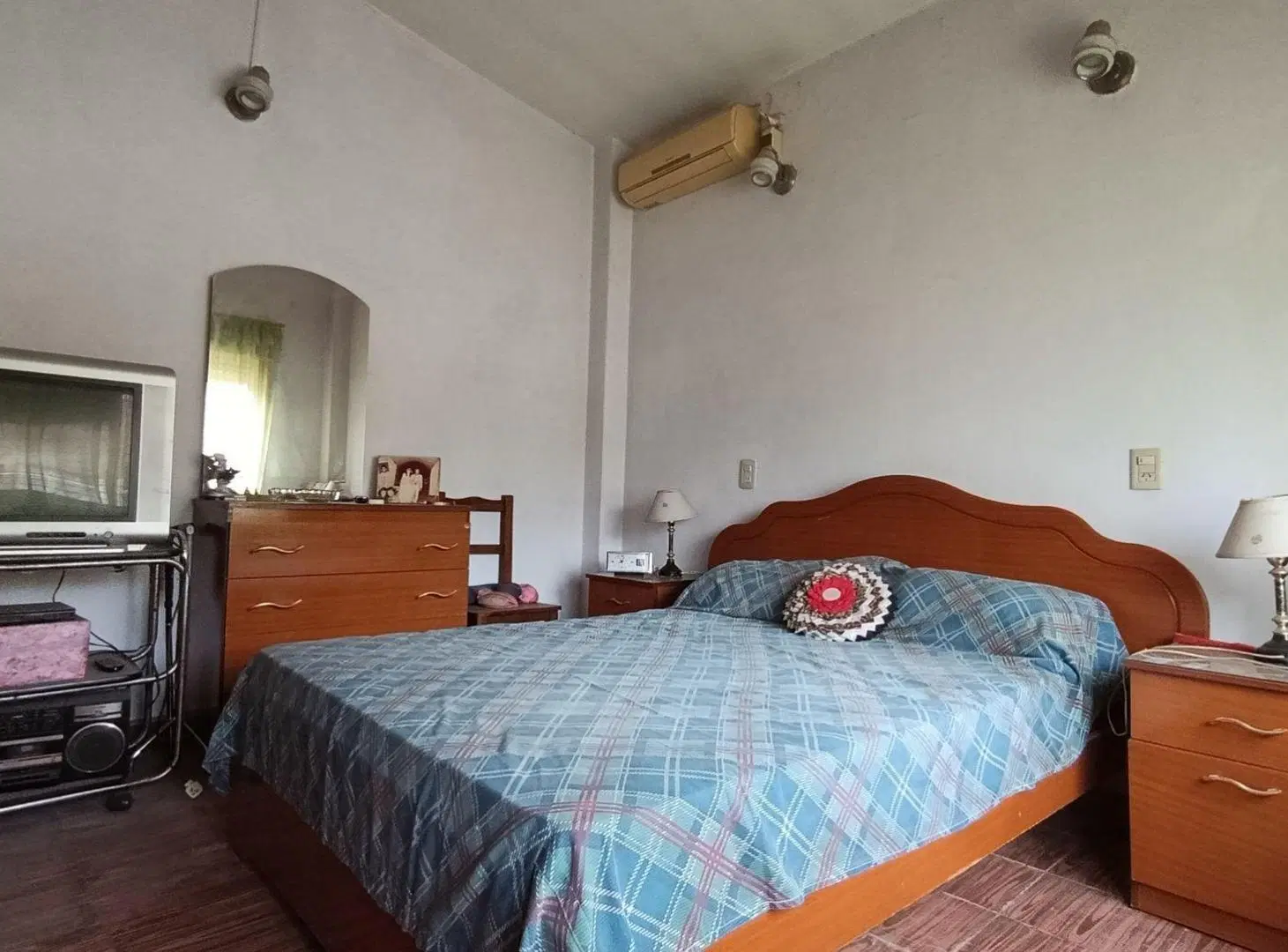 VENTA CASA 3 AMBIENTES - RAFAEL CASTILLO 2