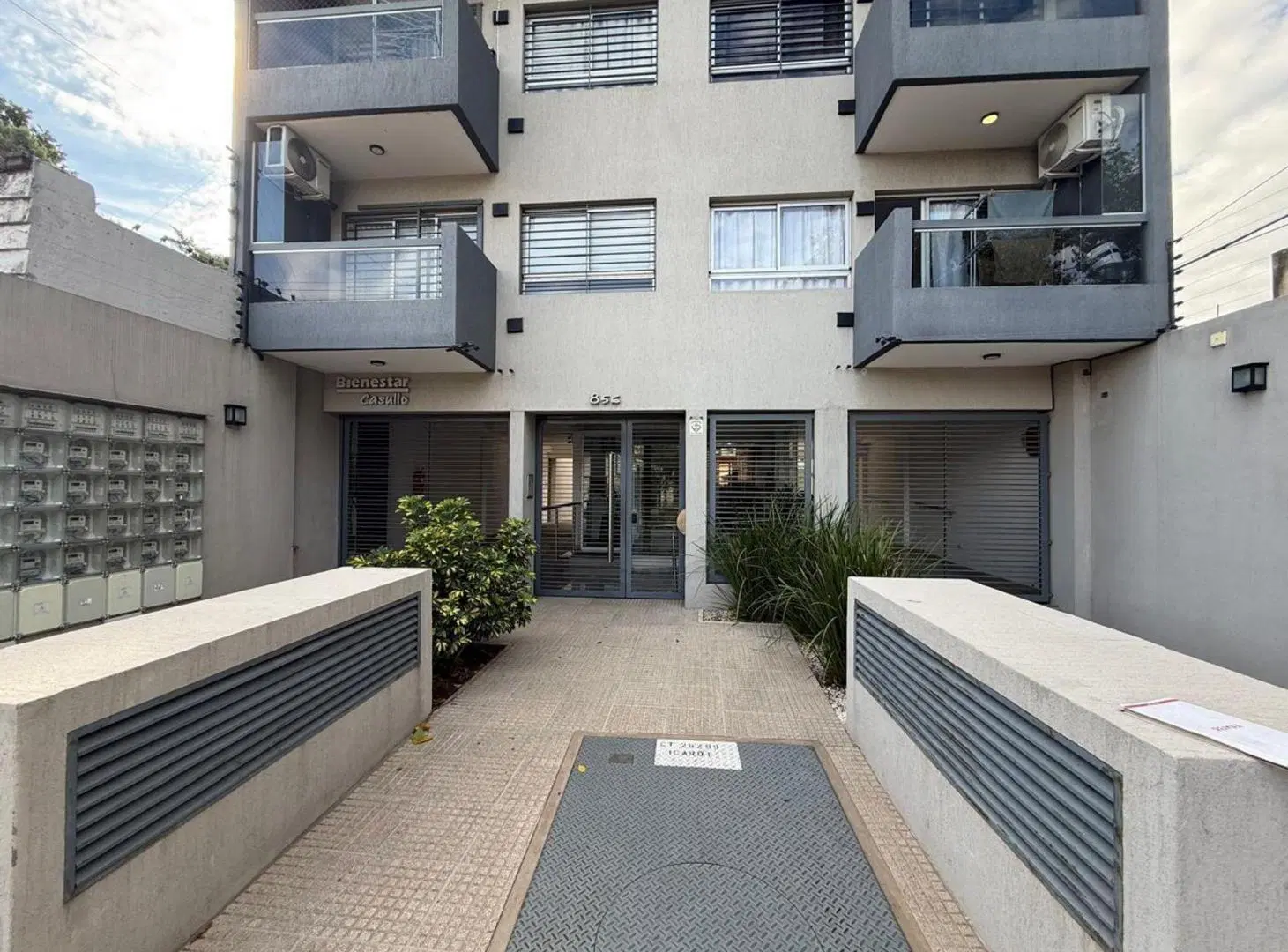 ALQUILER DEPARTAMENTO DOS AMBIENTES EN MORON 2