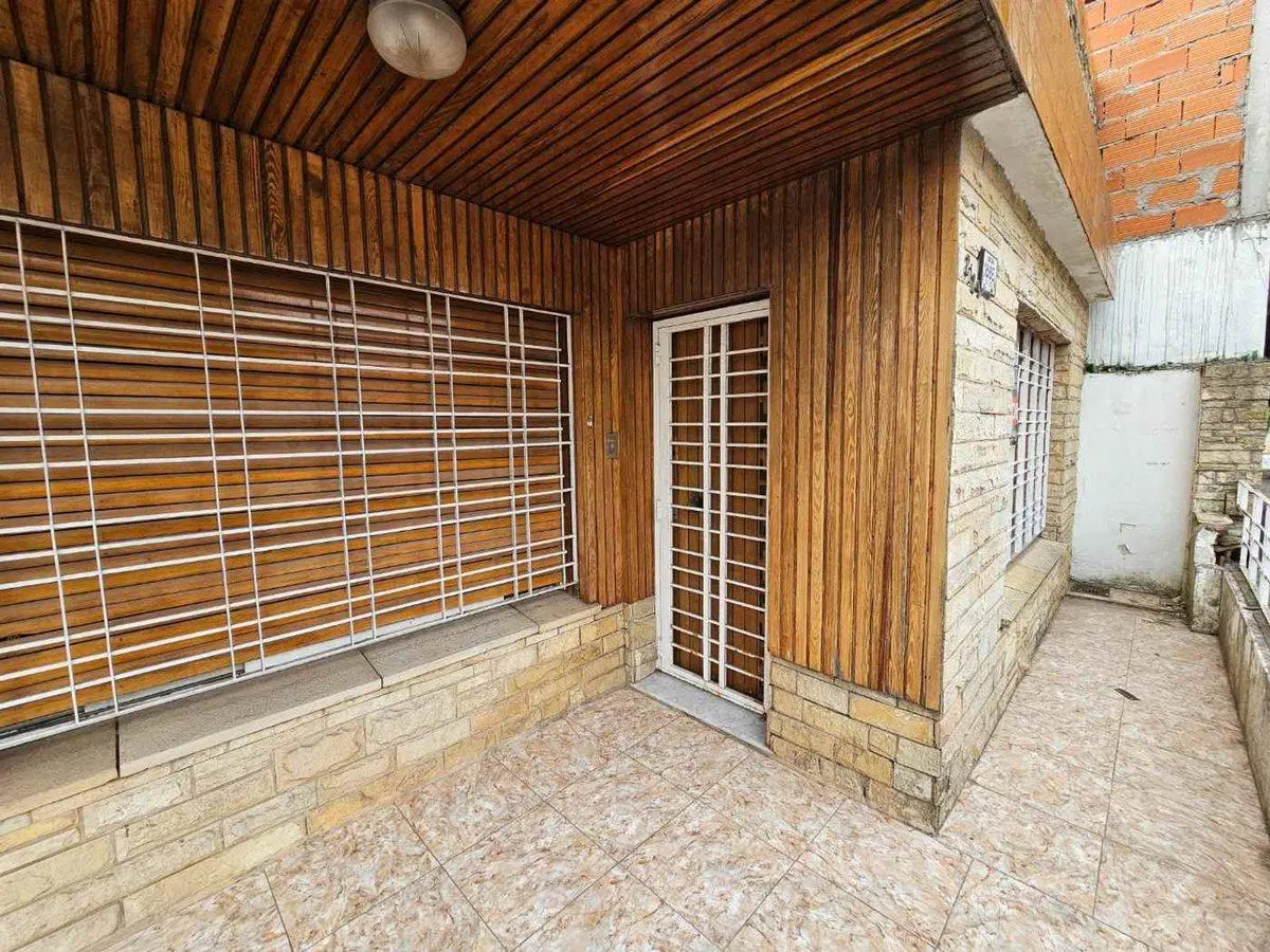 VENTA CASA 4 AMBIENTES MERLO - PARQUE Y COCHERA 4