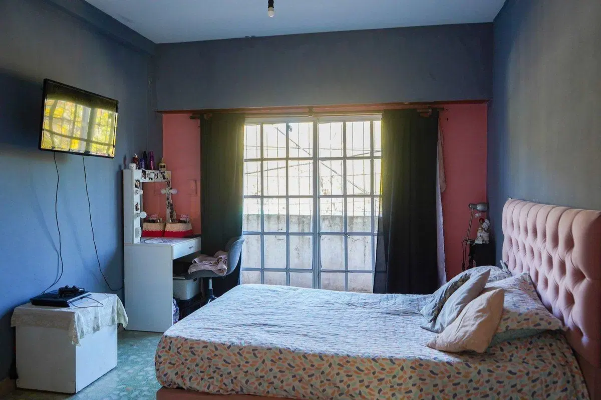 VENTA LOCALES  DEPARTAMENTOS EN GREGORIO LAFERRERE 4