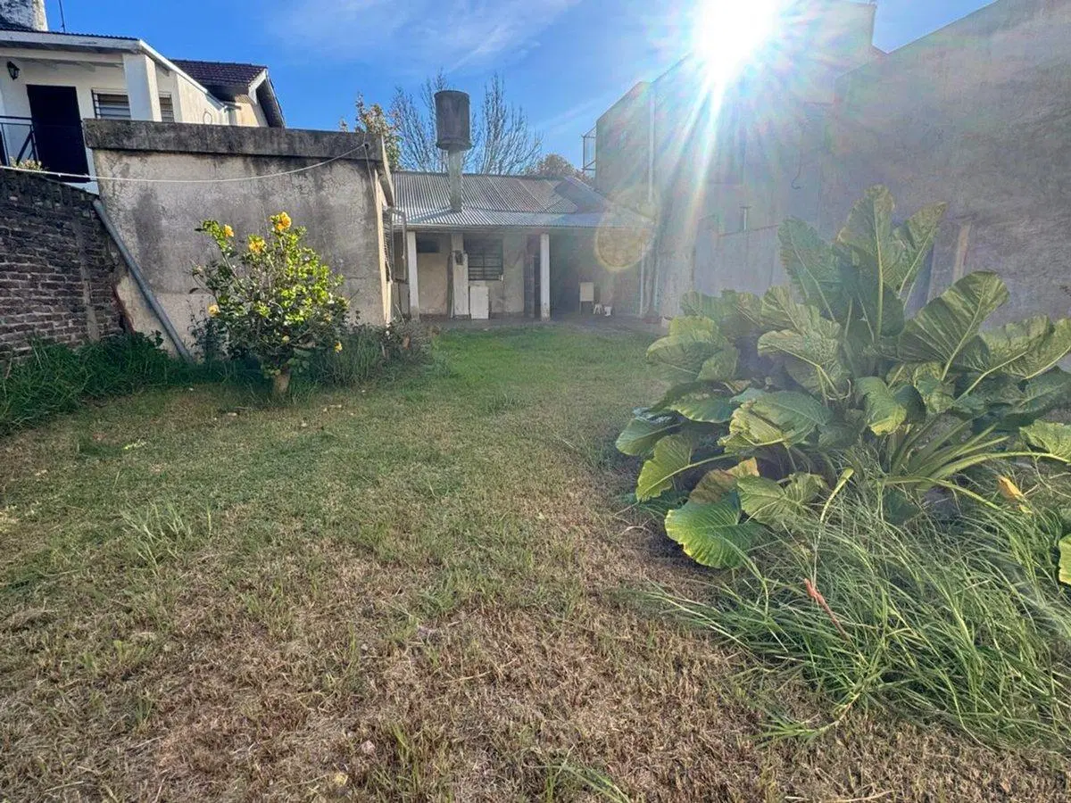 VENTA CASA 3 AMBIENTES ITUZAINGO - CON PARQUE 4