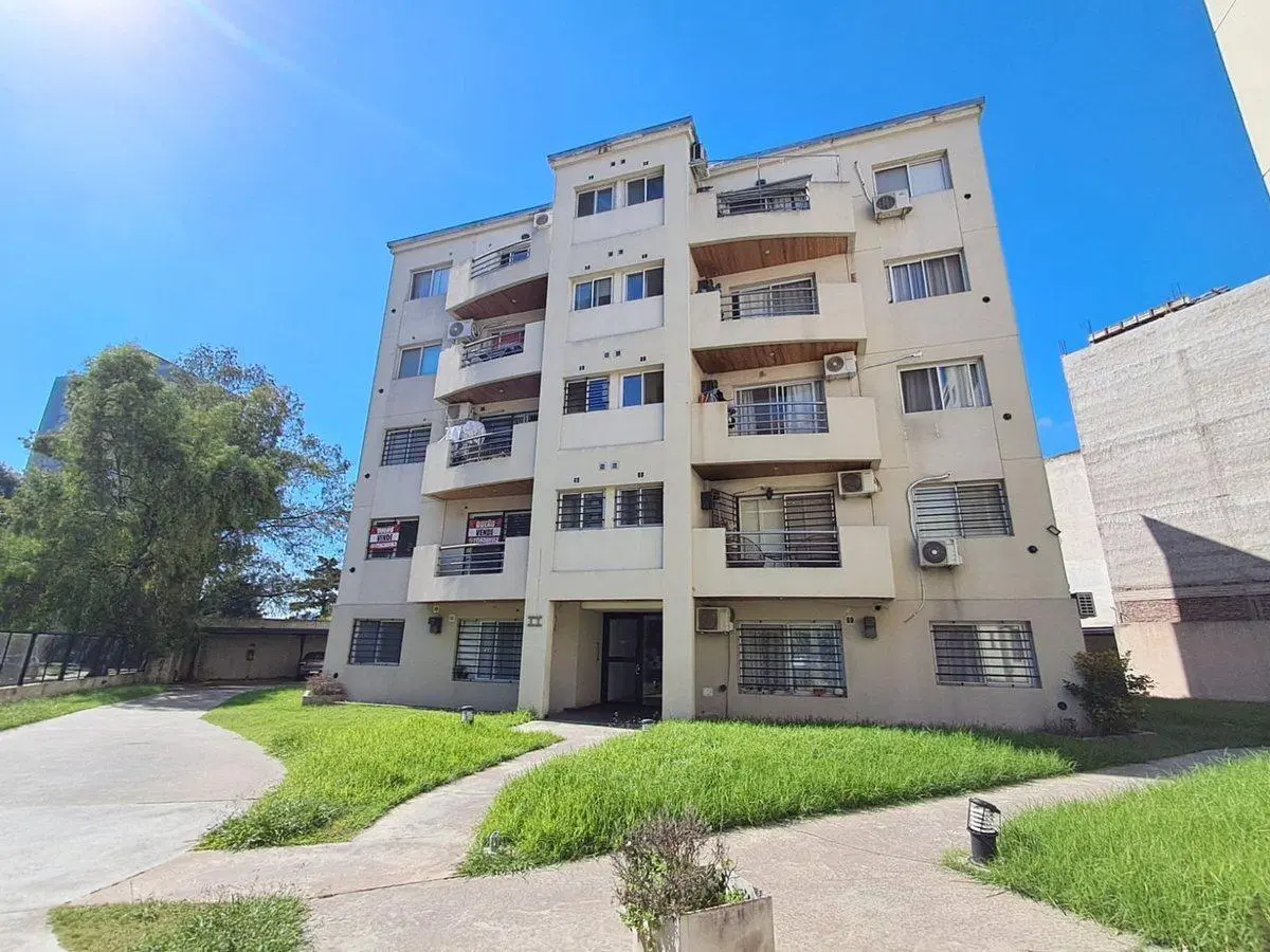 VENDE DEPARTAMENTO TRES AMBIENTES VILLA CELINA 2