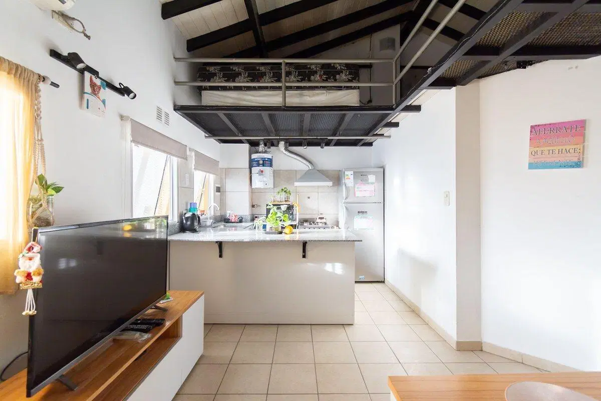 VENTA DEPARTAMENTO 3 AMBIENTES MORON 4