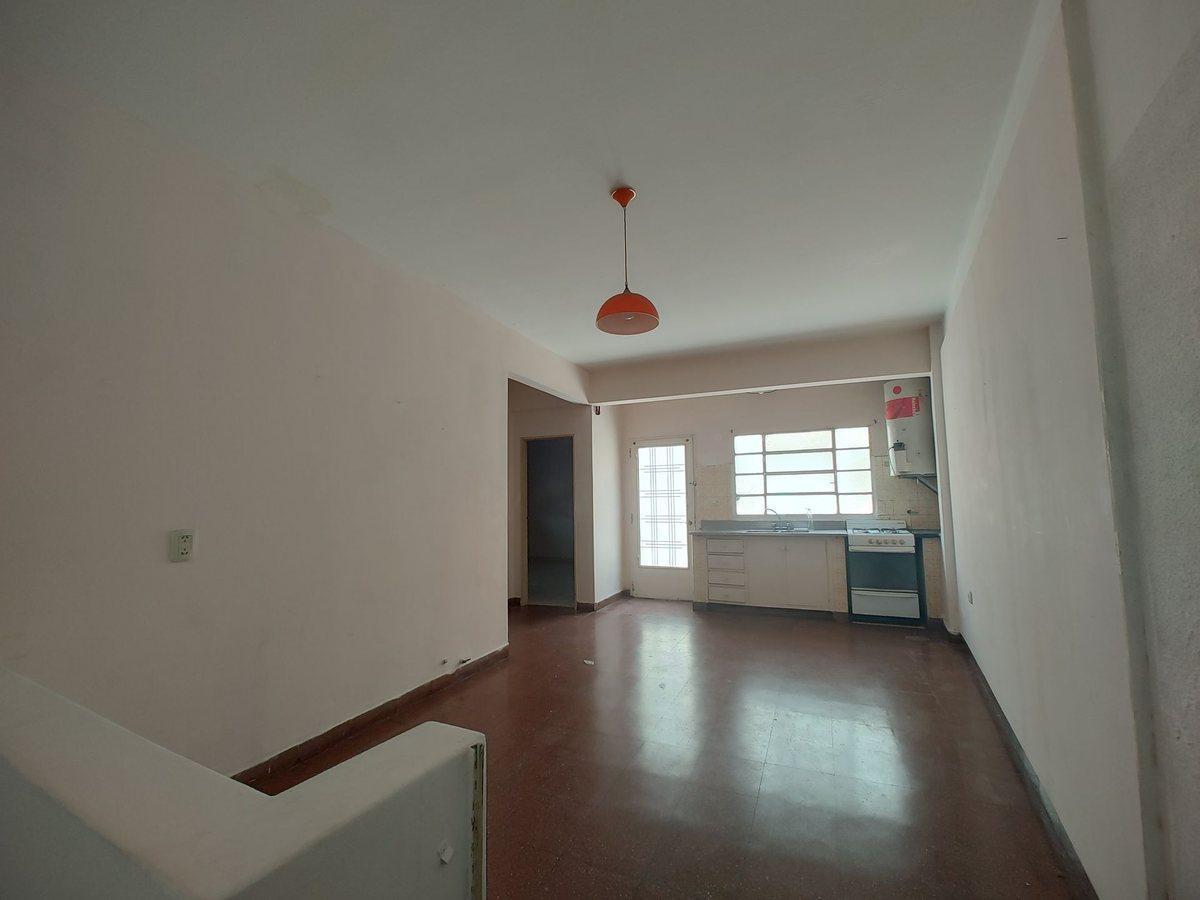 Foto de VENTA DEPARTAMENTO PH 3 AMB. MORON, APTO CREDITO!, imagen 2