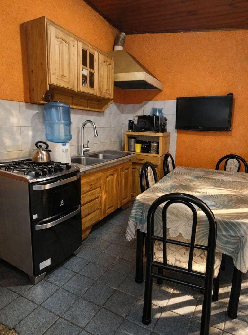 Foto de Venta Casa 4 ambientes Galpón en Castelar, imagen 3