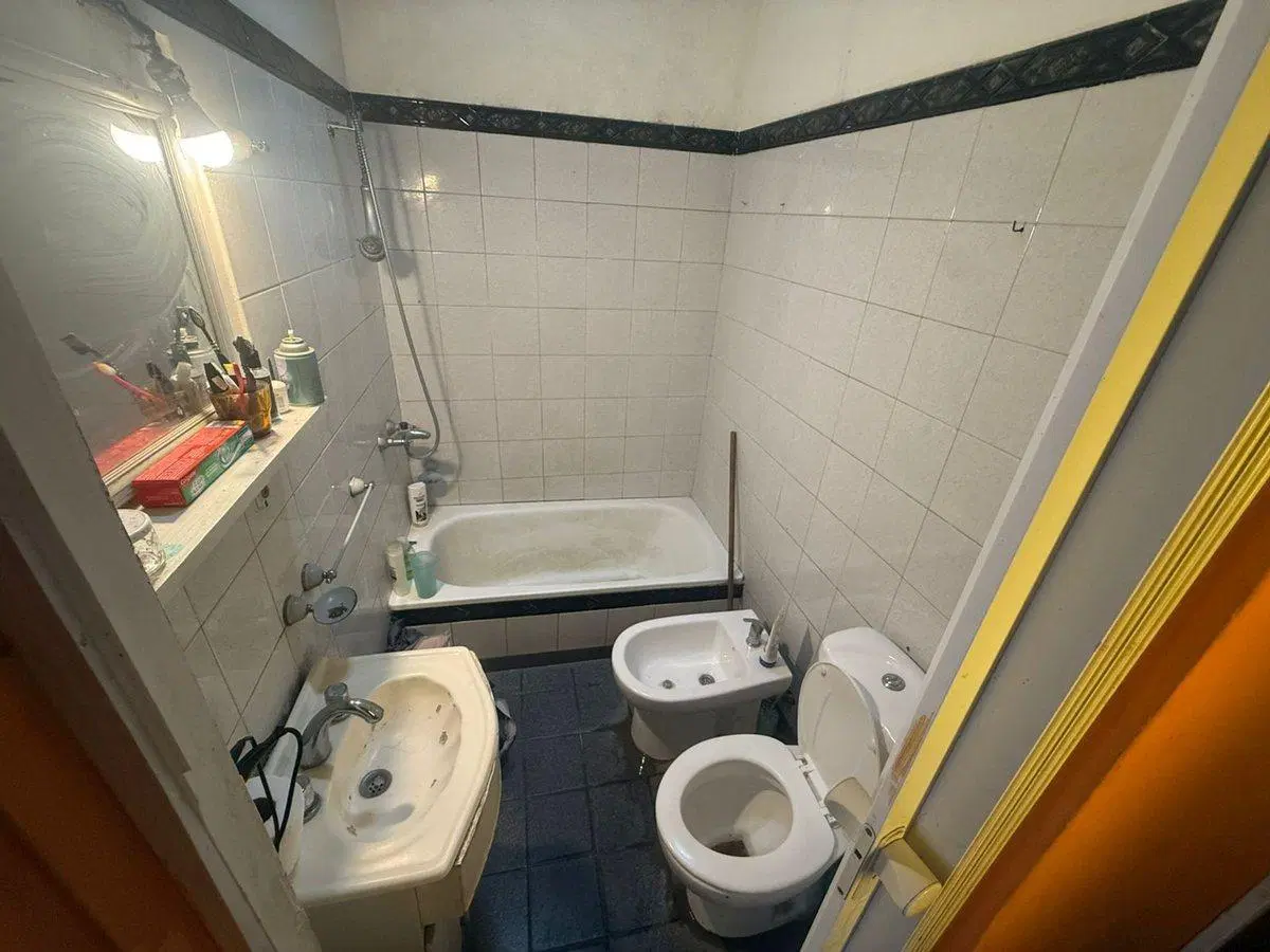 Venta Casa 4 ambientes Galpón en Castelar 5