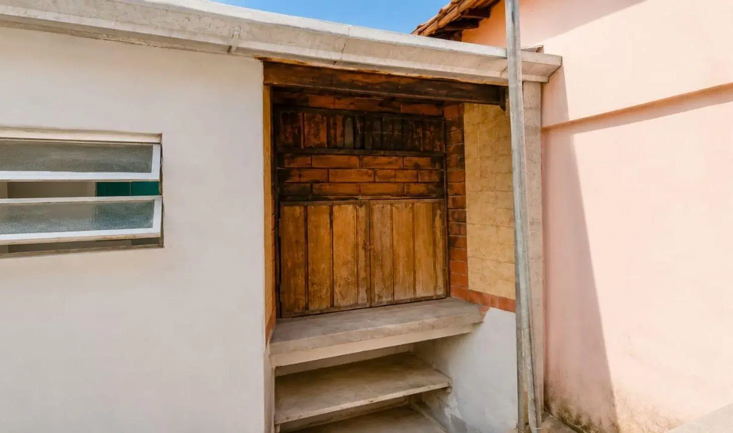 VENTA LOCAL + CASA 3AMB MORÓN A ESTRENAR CON PATIO 5