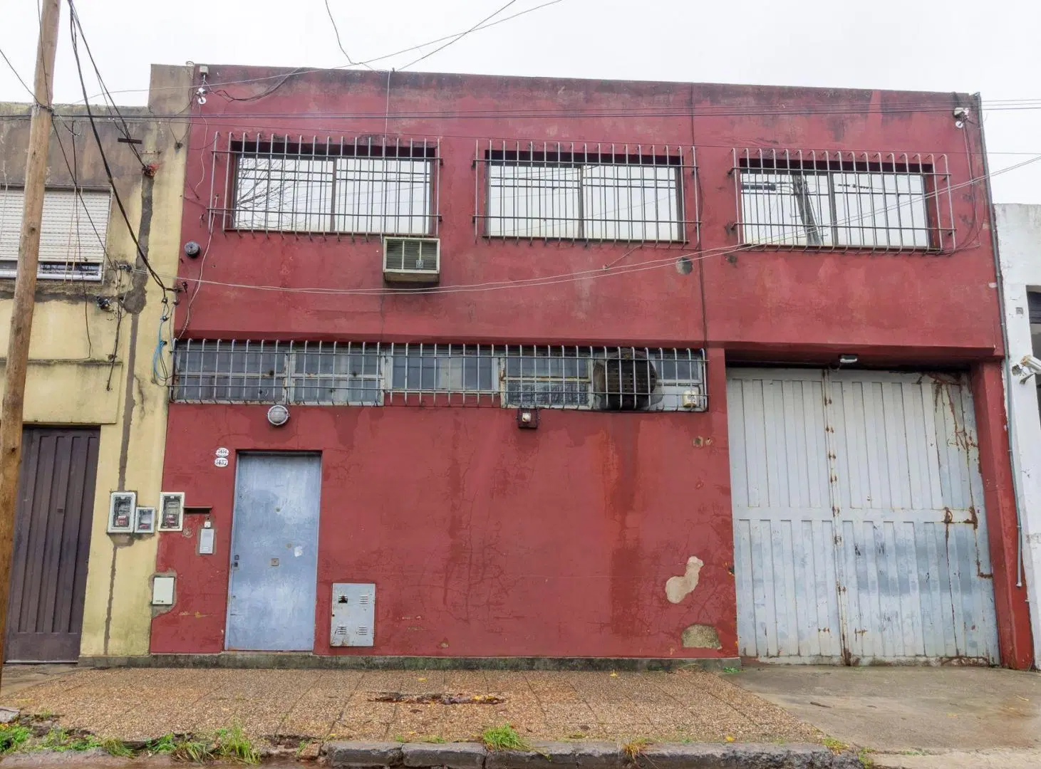 DEPOSITO/GALPON EN ALQUILER-OLIVOS 2