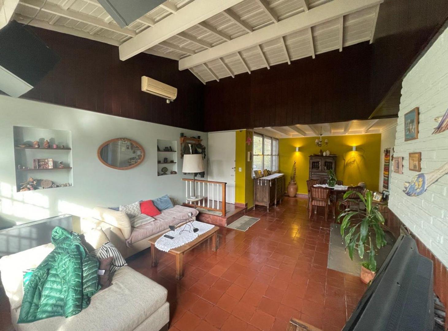 Foto de VENTA CASA 5 AMBIENTES ITUZAINGO NORTE, imagen 3