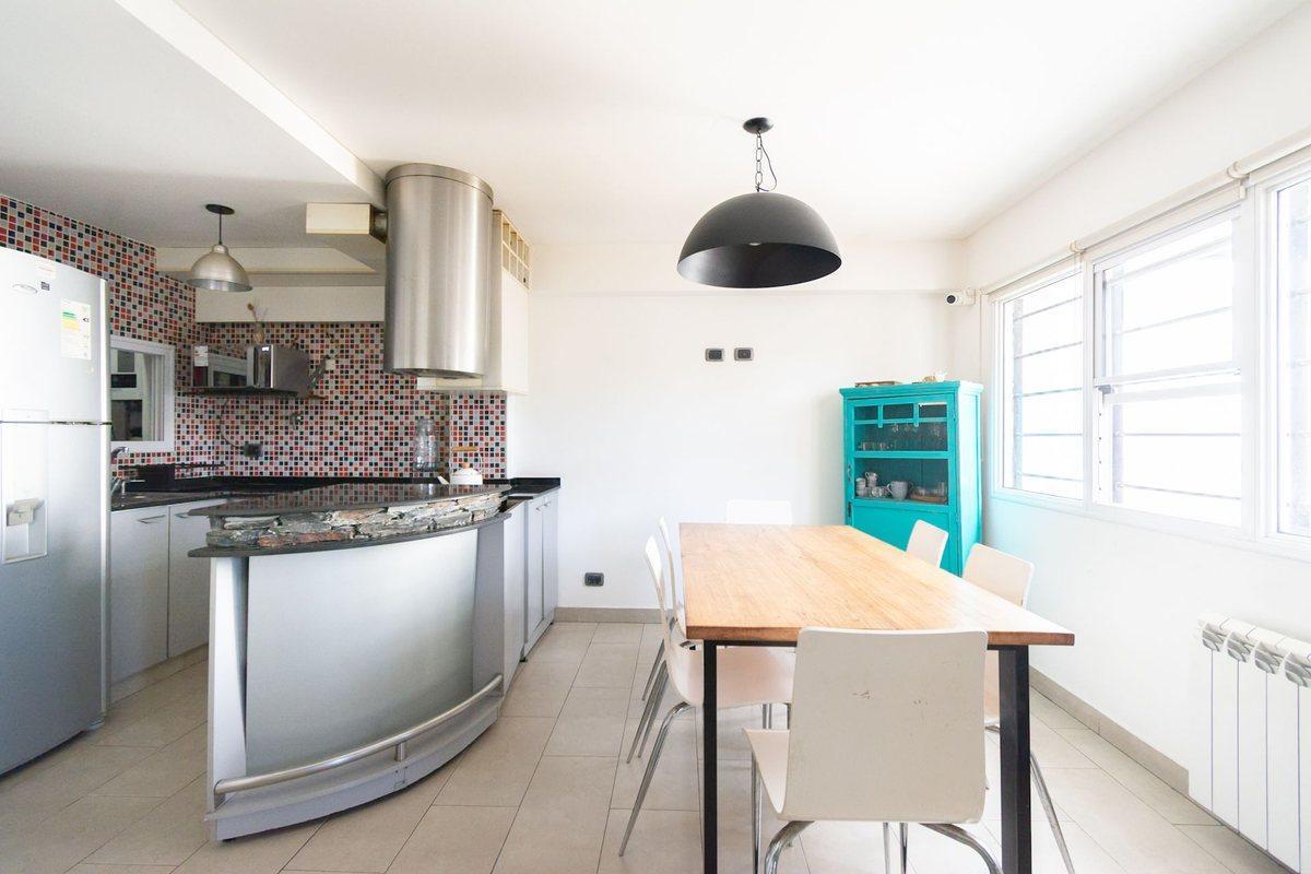 Foto de CASA EN VENTA EN CASTELAR NORTE 3 AMBIENTES, imagen 3