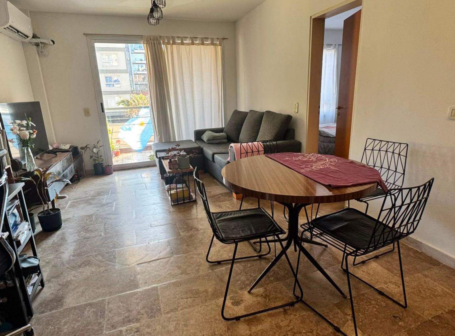 Foto de DEPARTAMENTO EN VENTA. MORÓN 2 AMBIENTES. COCHERA, imagen 1