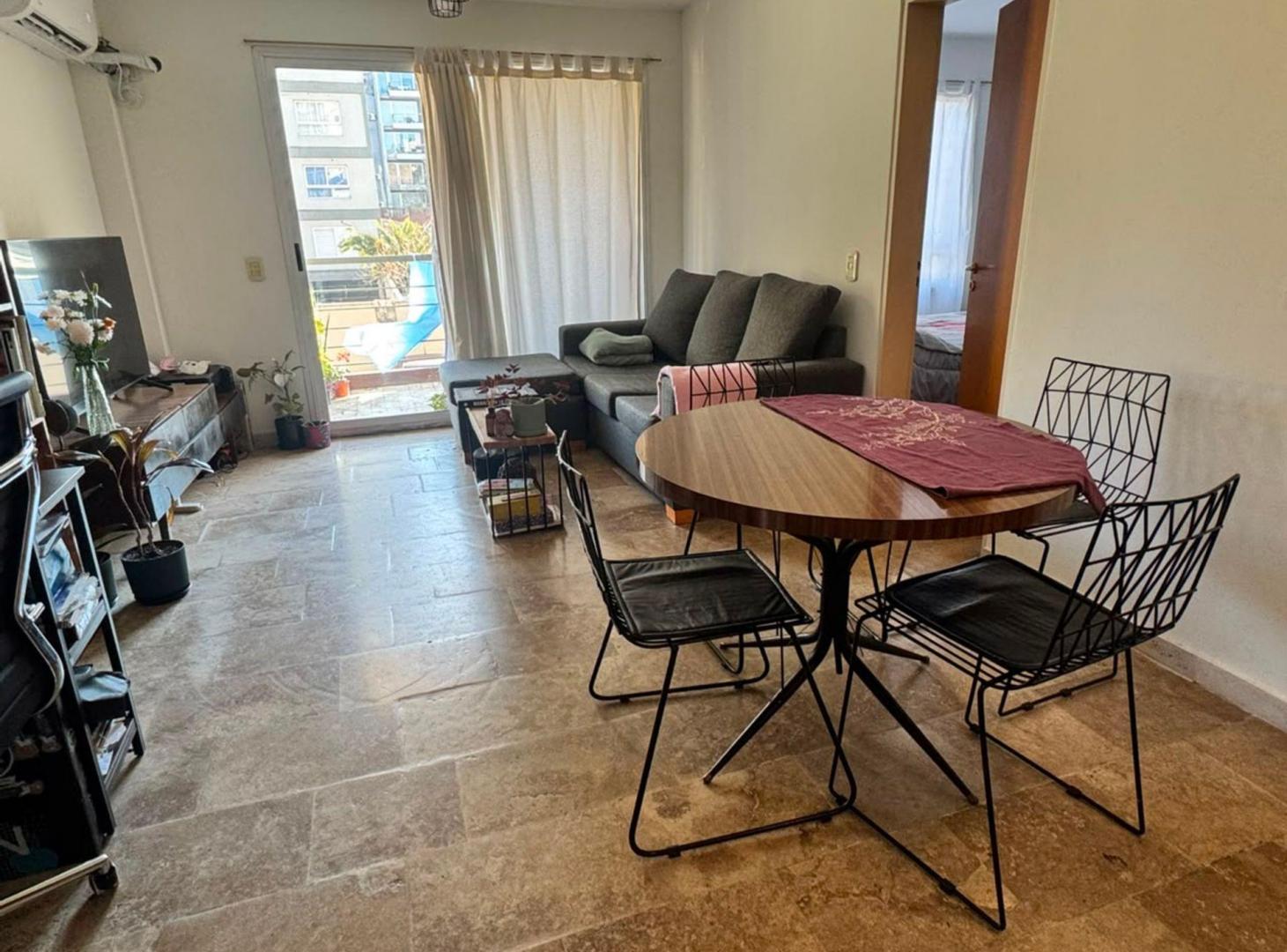 Foto de DEPARTAMENTO EN VENTA. MORÓN 2 AMBIENTES. COCHERA, imagen 3