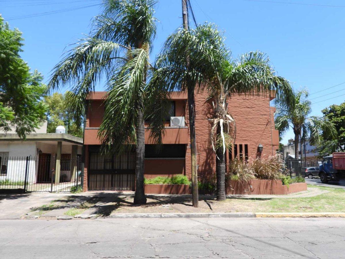Foto de VENTA CASA 5 AMBIENTES ITUZAINGO NORTE, imagen 4