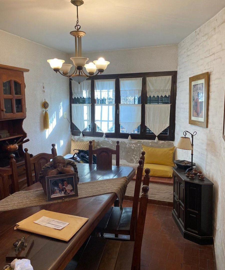 Foto de VENTA CASA 5 AMBIENTES ITUZAINGO NORTE, imagen 1