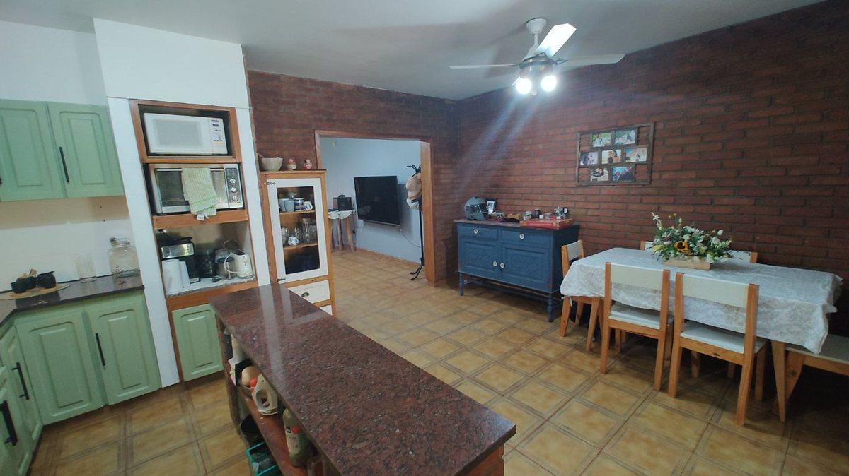 Foto de VENTA CASA 4 AMBIENTES, SAN MARTIN, APTO CREDITO!, imagen 3