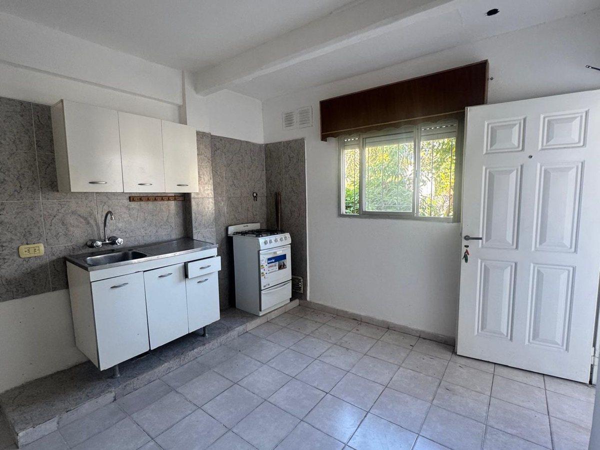Foto de DEPARTAMENTO EN VENTA. 2 AMBIENTES VILLA LUZURIAGA, imagen 4