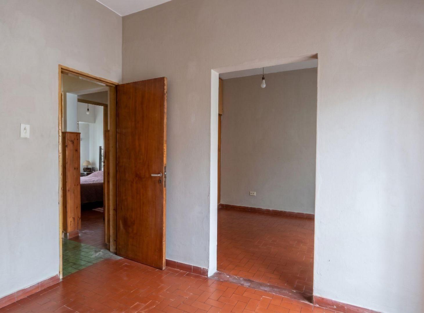 Foto de Venta Casa 4 Ambientes Castelar Sur Apto Credito, imagen 4