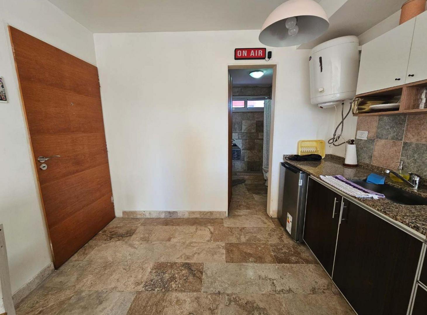 Foto de VENTA DEPARTAMENTO MONOAMBIENTE CON COCHERA MORON, imagen 5