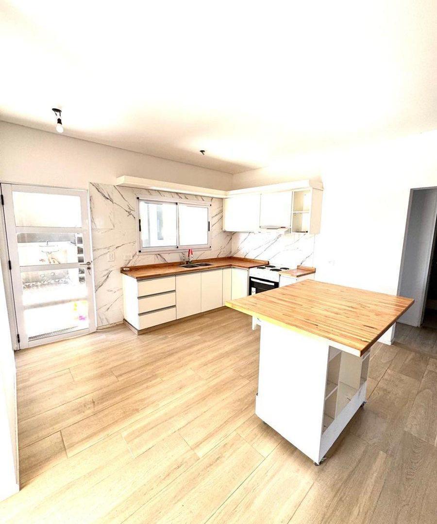 Foto de VENTA DEPARTAMENTO 3 AMBIENTES ITUZAINGO C/BALCON, imagen 5