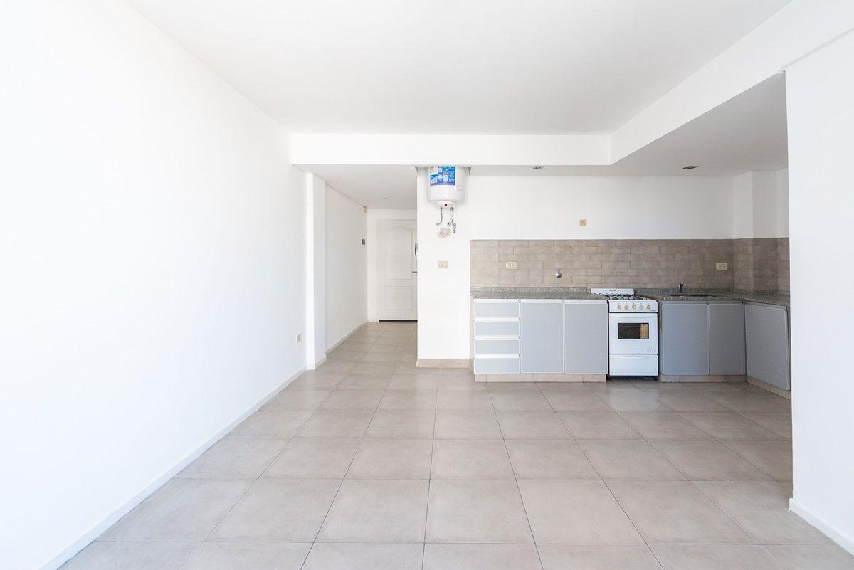 Foto de ALQUILER DEPARTAMENTO MORON 3 AMBIENTES COCHERA, imagen 4