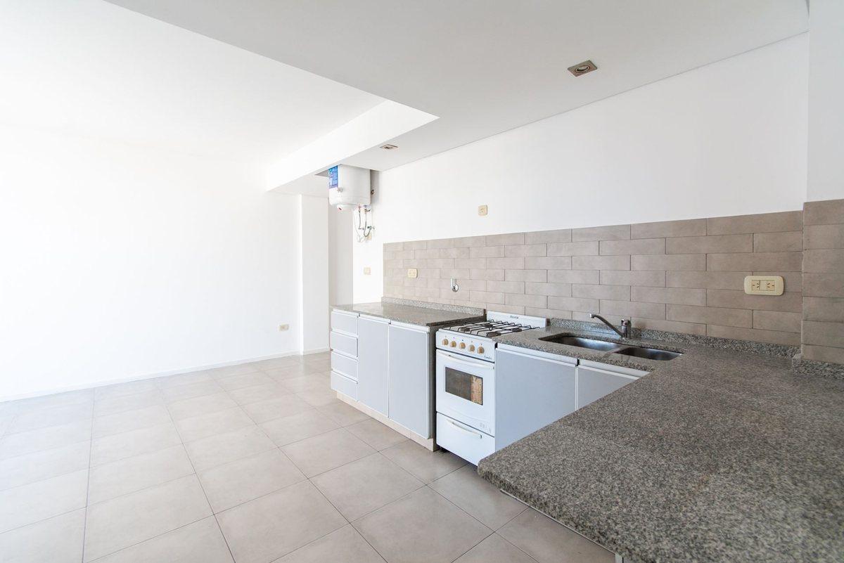 Foto de ALQUILER DEPARTAMENTO MORON 3 AMBIENTES COCHERA, imagen 3