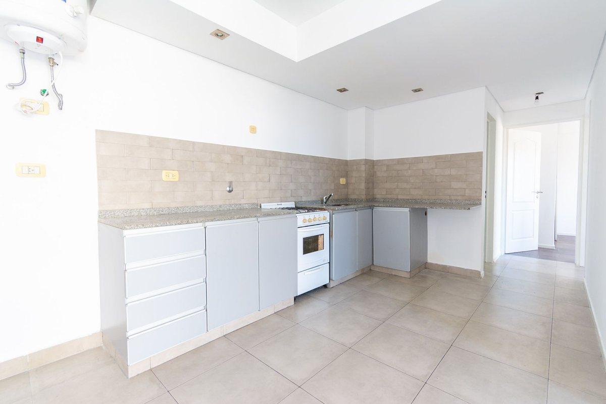 Foto de ALQUILER DEPARTAMENTO MORON 3 AMBIENTES COCHERA, imagen 5