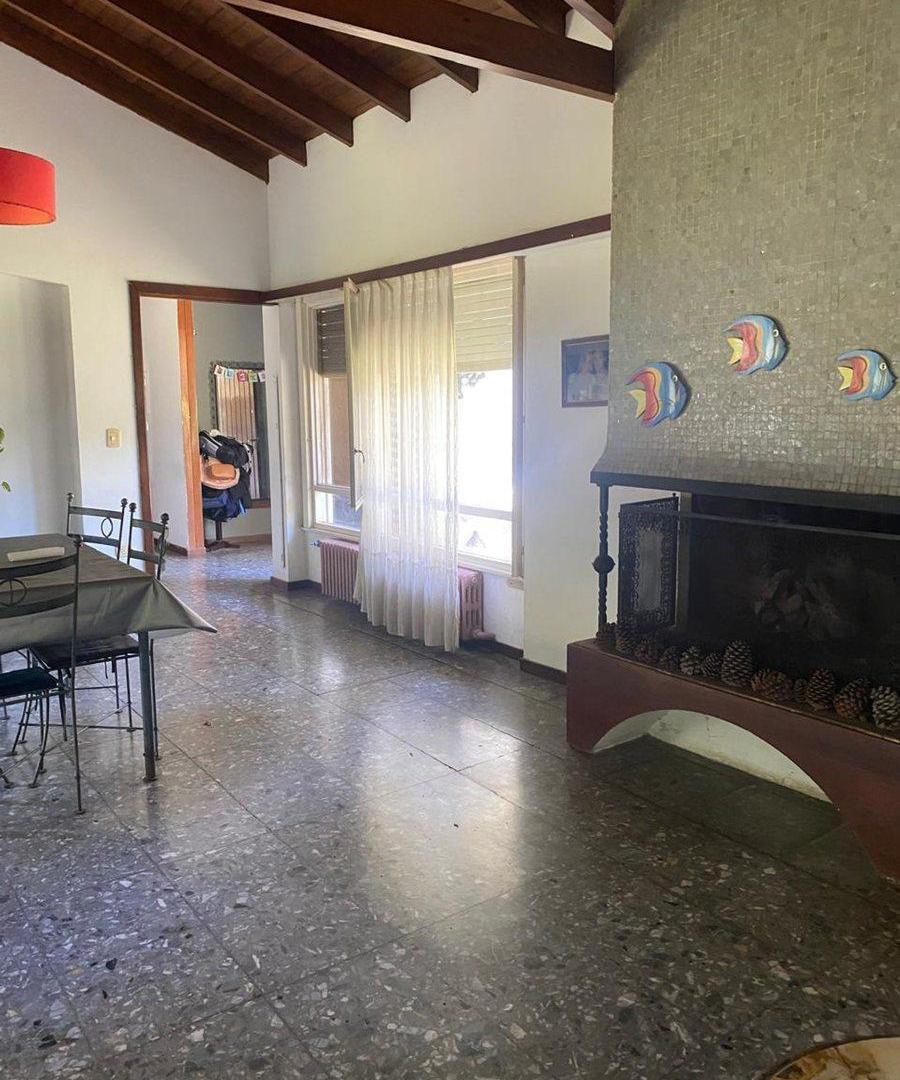 Foto de VENTA CASA 6 AMBIENTES CASTELAR NORTE, imagen 2