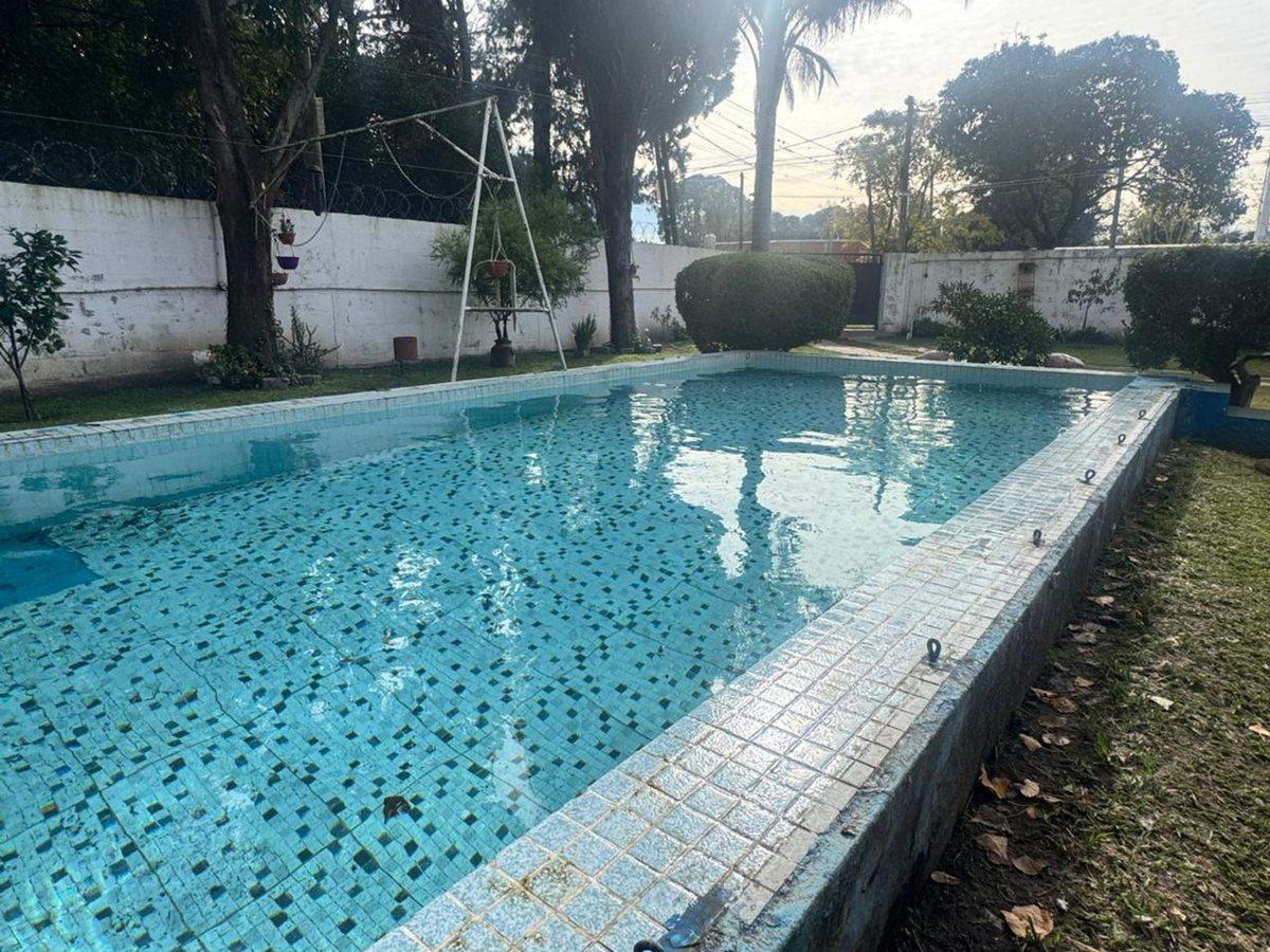 Foto de VENTA CASA QUINTA PASO DEL REY CON PILETA, imagen 1