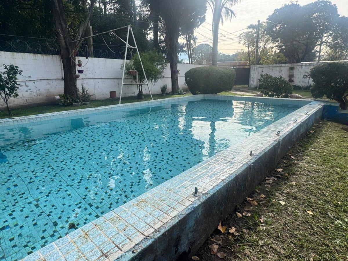 Foto de VENTA CASA QUINTA PASO DEL REY CON PILETA, imagen 3