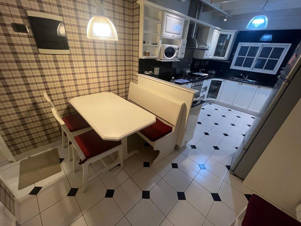 Foto de VENTA DEPARTAMENTO PISO COMPLETO MICROCENTRO 231M2, imagen 5
