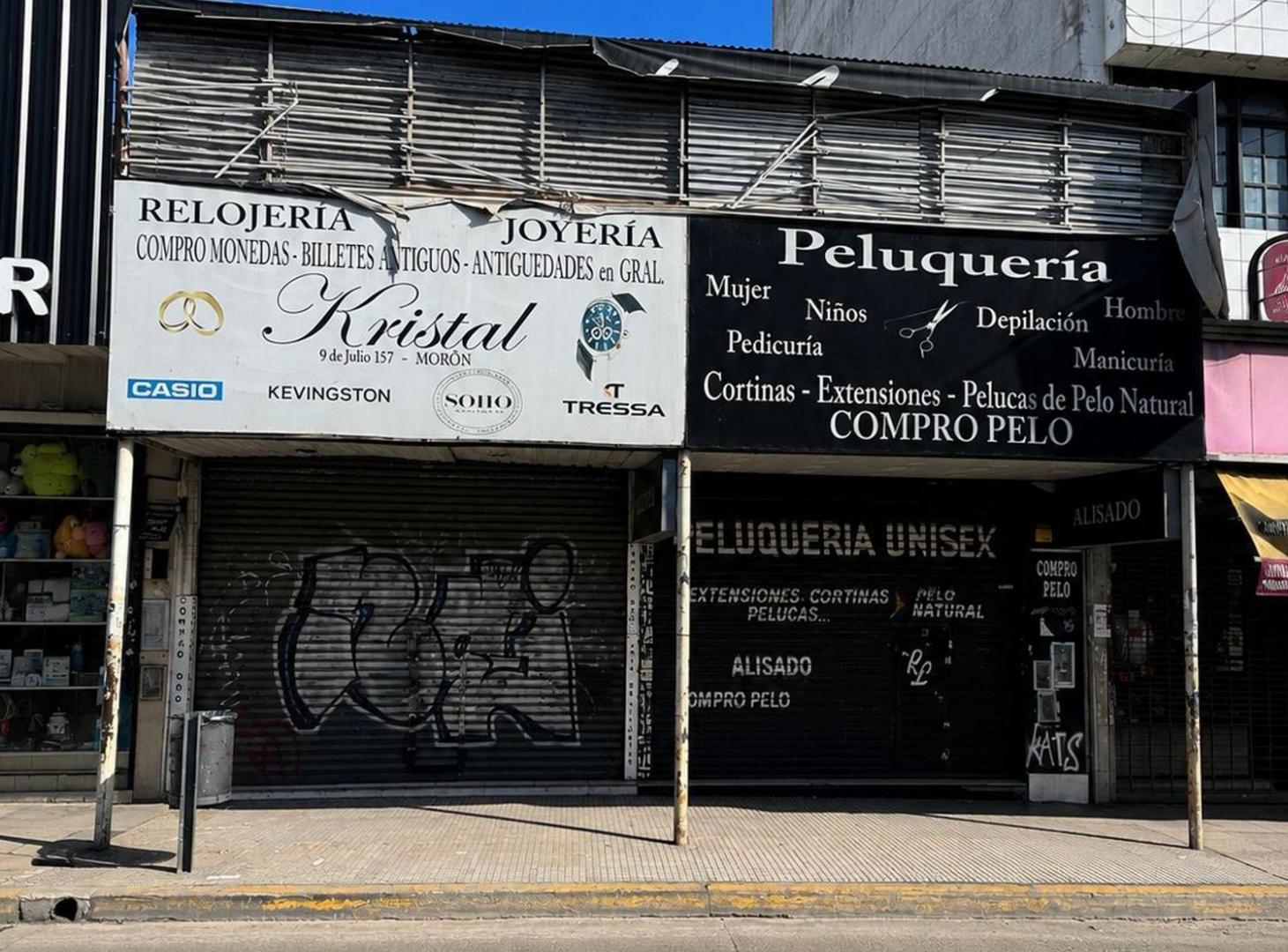Foto de VENTA LOCAL MORON CENTRO EXCELENTE UBICACION, imagen 2