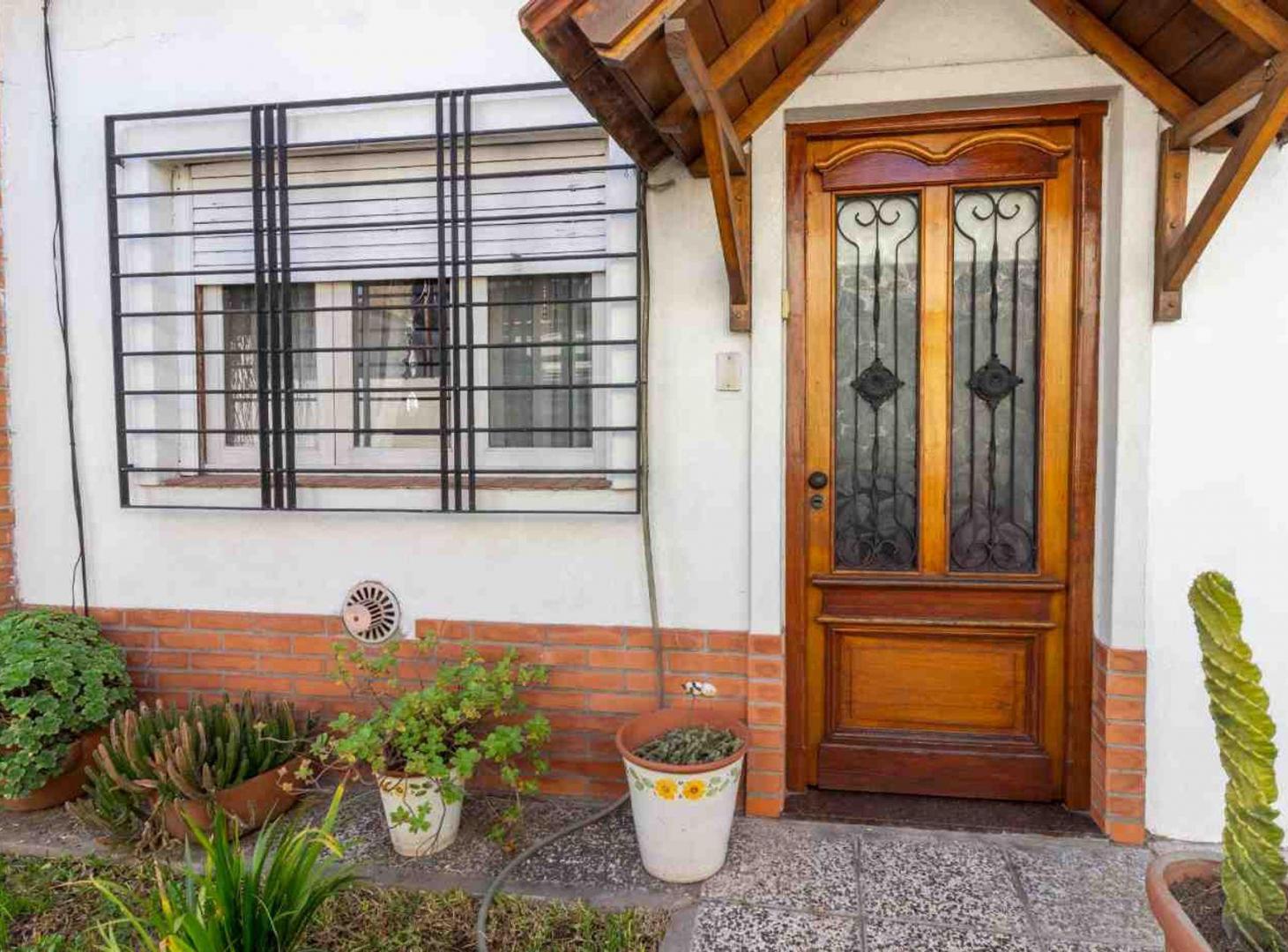 Foto de VENTA CASA/PH 4 AMBIENTES MORON, imagen 4