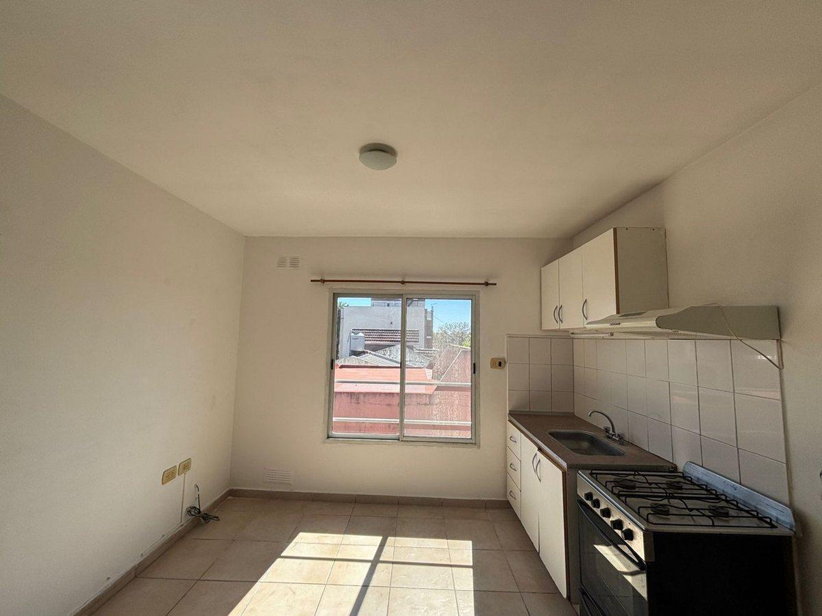 Foto de VENTA DEPARTAMENTO 2 AMBIENTES EN MORÓN, imagen 3