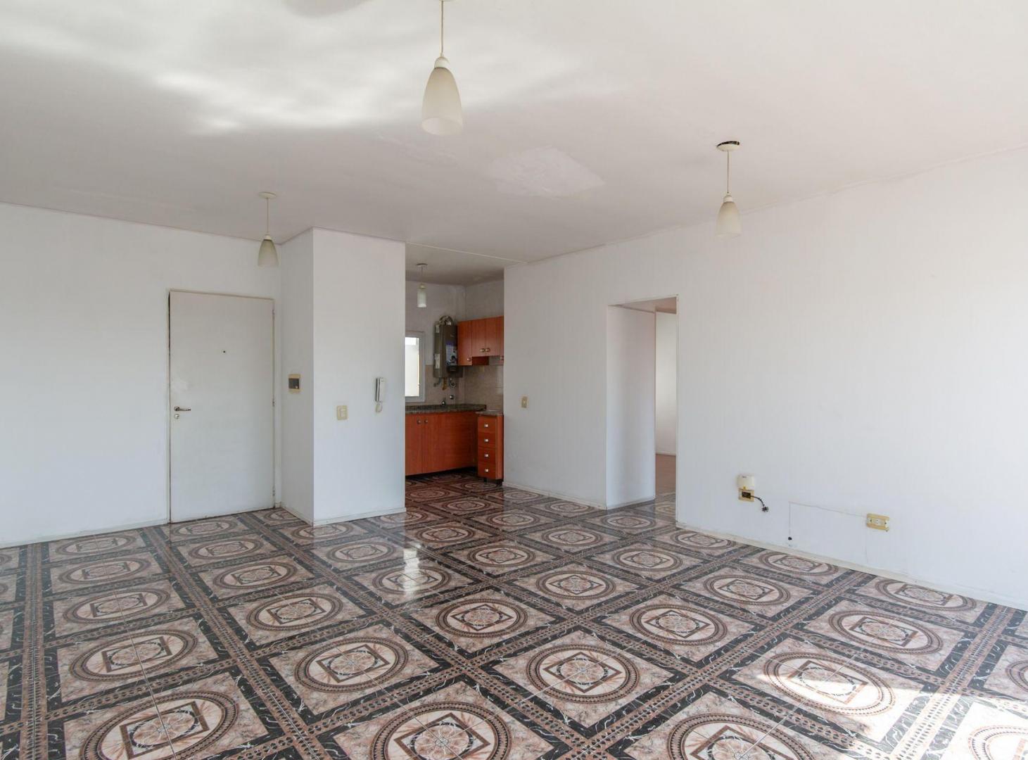 Foto de VENTA DEPTO VILLA LUZURIAGA 3 AMB CON COCHERA, imagen 4