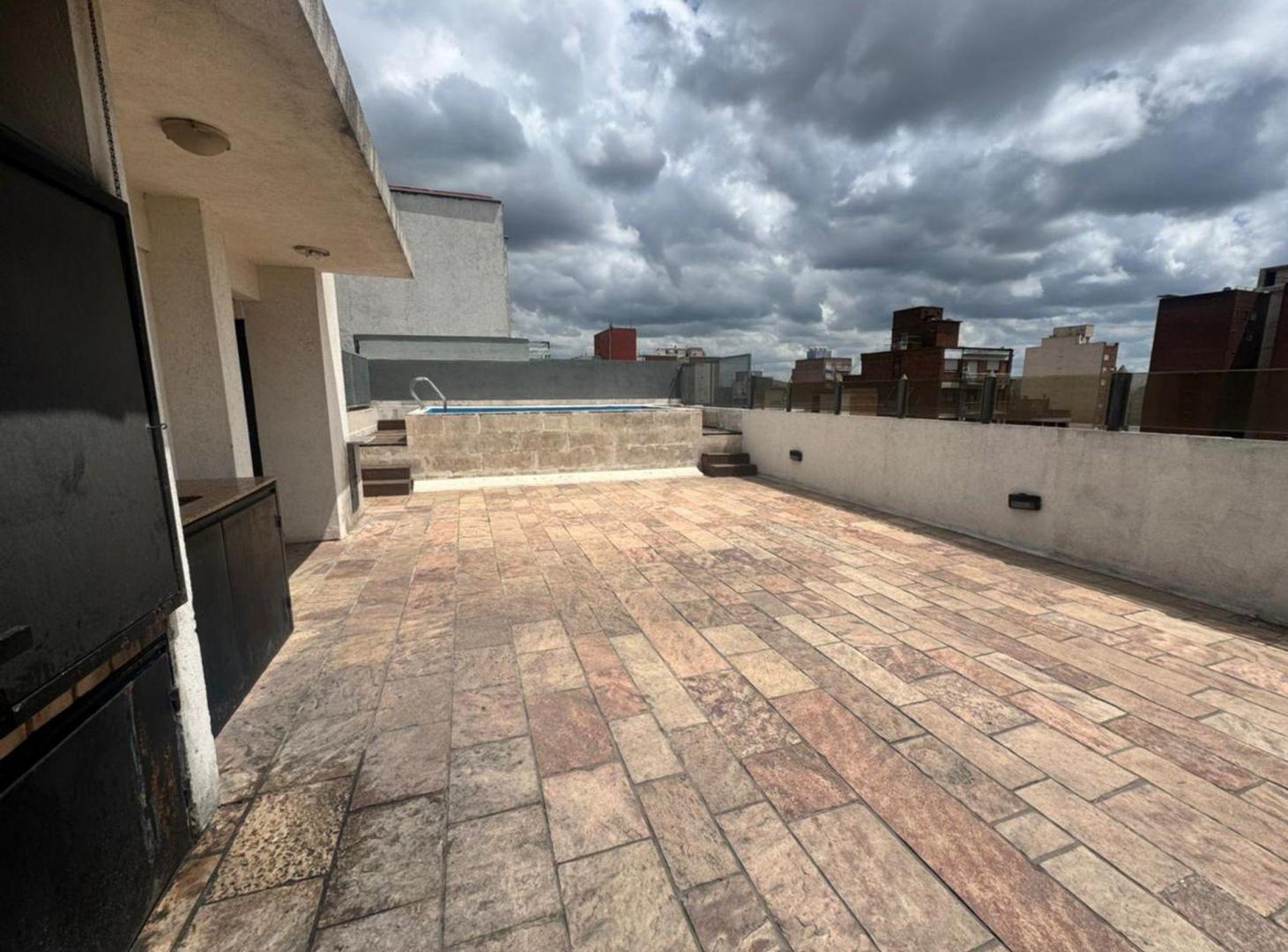Foto de DEPARTAMENTO EN VENTA. MORÓN 2 AMBIENTES. COCHERA, imagen 1
