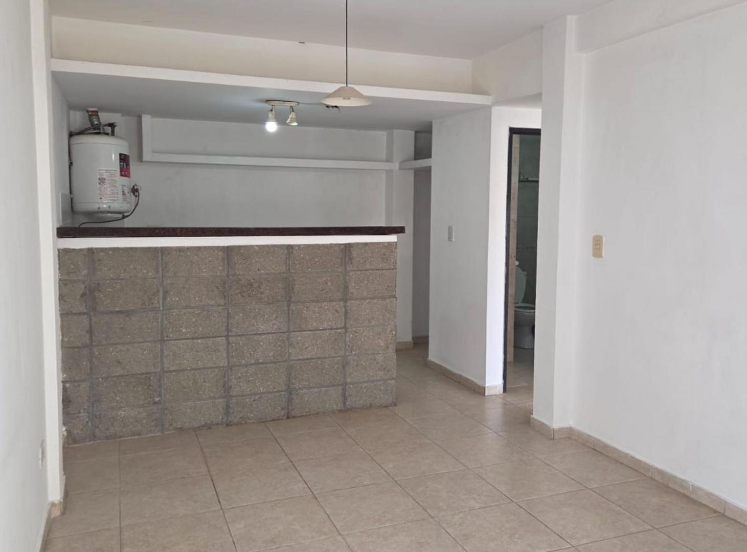 Foto de ALQUILER DEPARTAMENTO 2 AMBIENTES MORON COCHERA, imagen 1